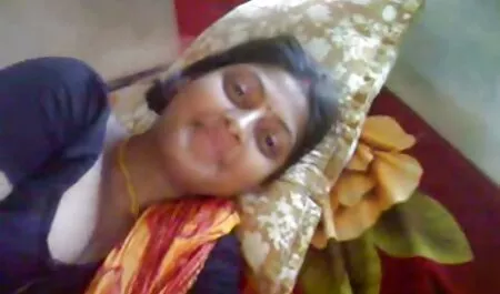 Lesbian using ypu porn toys intimate.