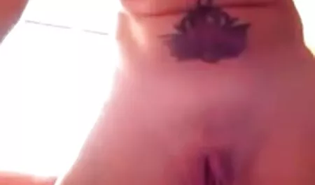 Mature bitch have fun during pron sex sex vaginal
