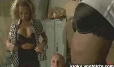 Teen Asian pleased hdpron with a vibrator